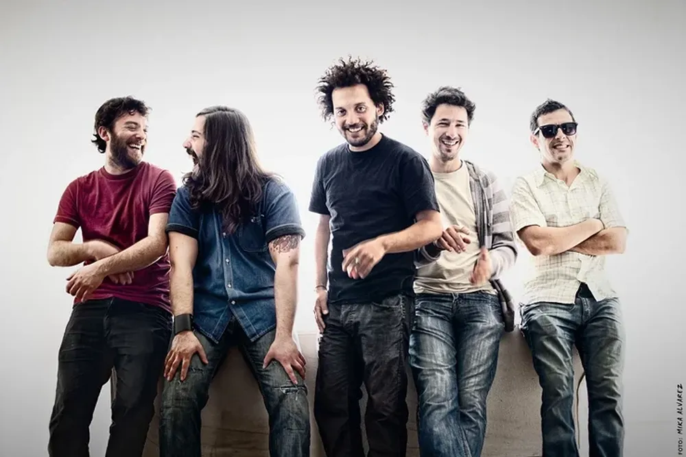 Los cinco integrantes de Once Tiros