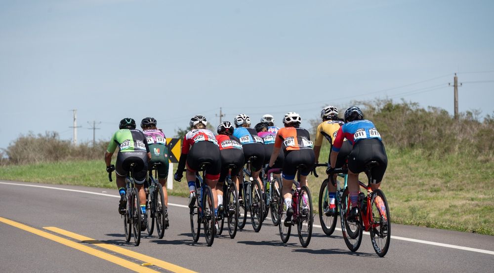 Ciclistas en el Giro Fem Uruguay Ciclistas en el Giro Fem Uruguay