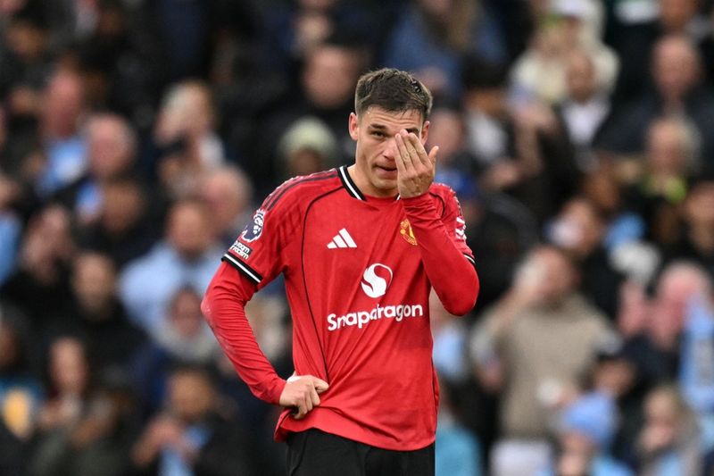 Manuel Ugarte dejará Manchester United después del Mundial 2026 y hay varios clubes interesados, pese al costo de su ficha