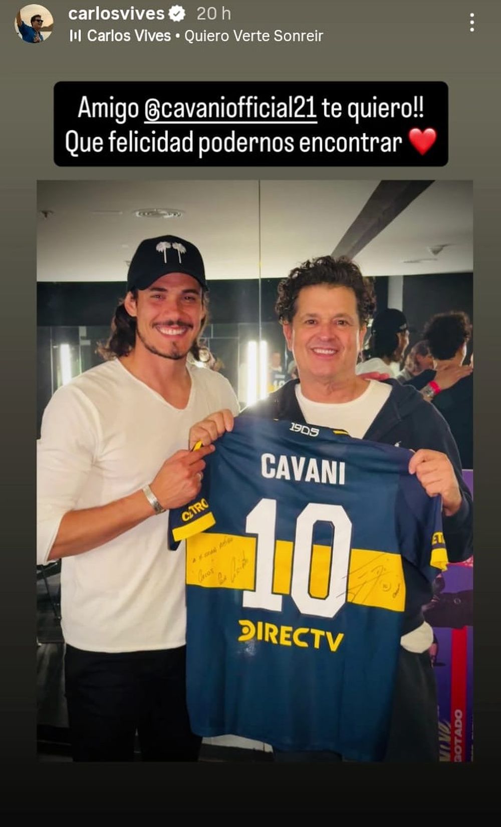 El reencuentro de Edinson Cavani y Carlos Vives El reencuentro de Edinson Cavani y Carlos Vives