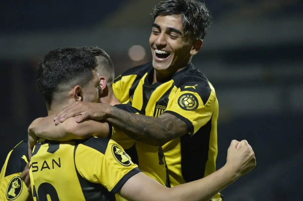 Peñarol quiere festejar en este Uruguayo 2021 que comenzará en menos de un mes
