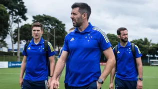 Paulo Pezzolano fue expulsado en un partido