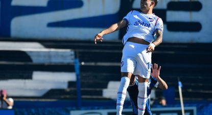 Villalba ingresó por la lesión de Herazo