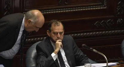 Guillermo Domenech y Guido Manini Ríos en el Senado