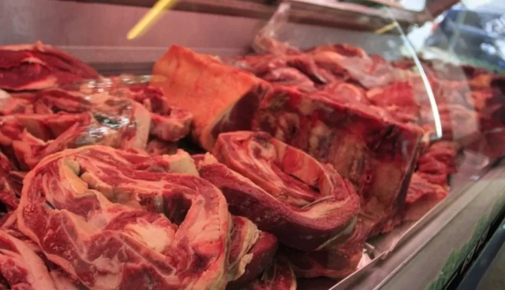 Rebaja de precios comprende entrega de carne a carnicerías y grandes superficies