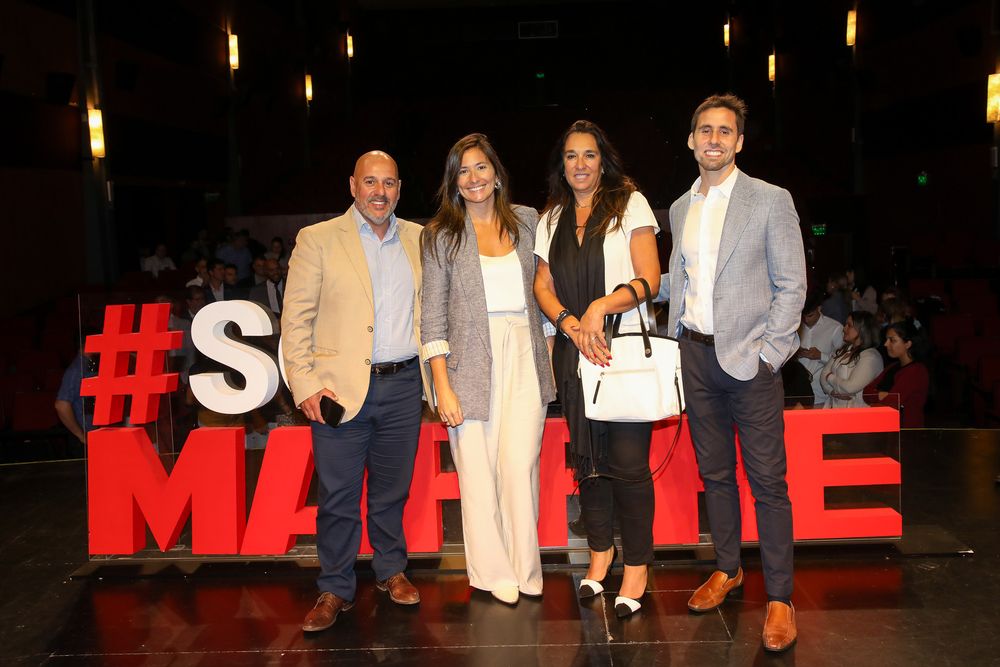 Martín Domínguez, Valentina Varela, Viviana Fernández, Francisco Navarro. 