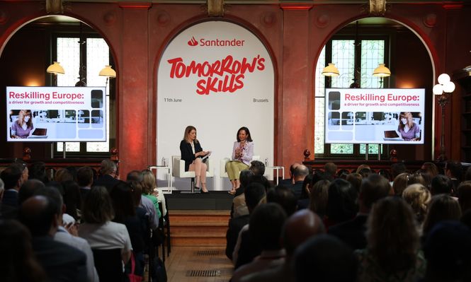 La formación continua y la IA, claves para la empleabilidad futura, según el informe sobre las habilidades del futuro de Santander