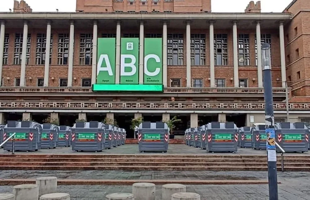 Fachada de la Intendencia de Montevideo