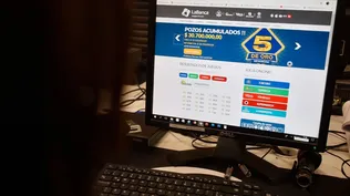 Archivo. Para jugar al 5 de oro se deben elegir cinco números entre el 01 y el 48 que conforman la jugada.