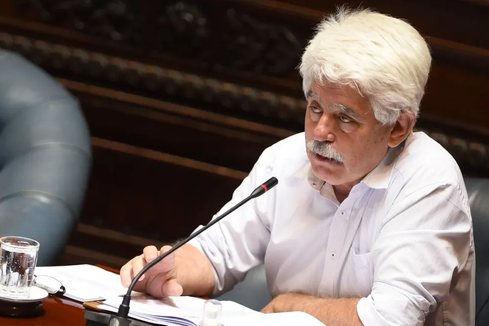 Eduardo Brenta, senador del FA.