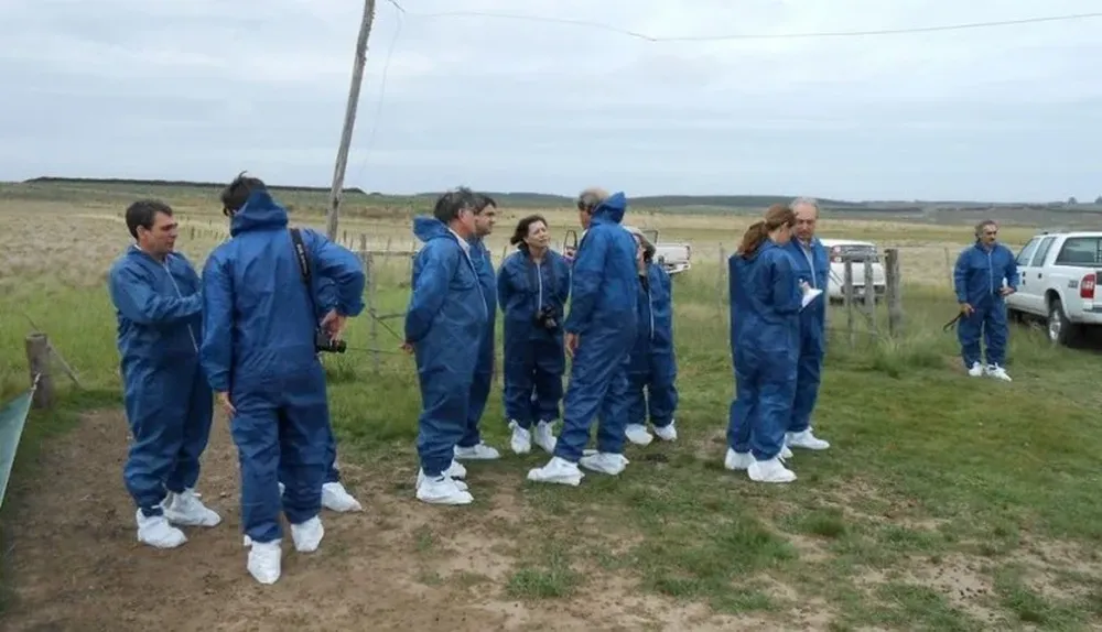 La misión técnica de EEUU en plena tarea en su visita realizada al compartimento ovino en Florida.