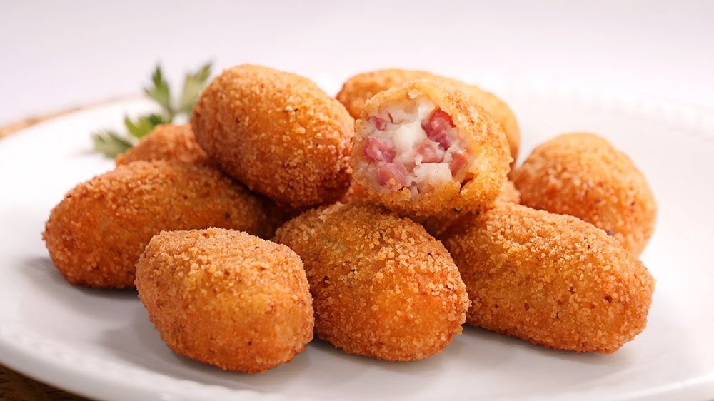 Cómo hacer las auténticas croquetas españolas.