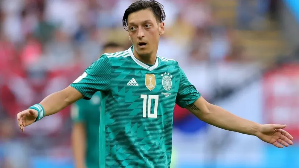 Mesut Özil con la camiseta de Alemania