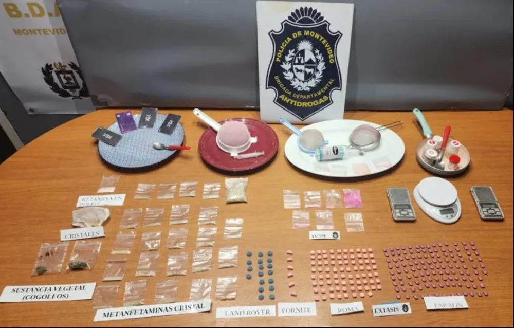 Drogas incautadas al vendedor de drogas de Plaza Cagancha