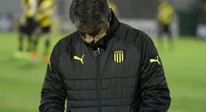 Pablo Bengoechea dijo sentir vergüenza por la goleada