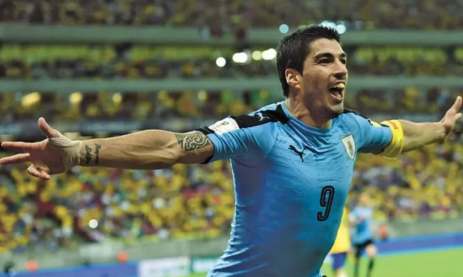¿Es Suárez el mejor jugador de la historia de la seleccion uruguaya?