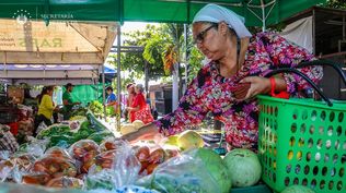 Hay 50 agromercados en El Salvador, como el de Ayutuxtepeque (en la imagen), repartidos en los 14 departamentos.