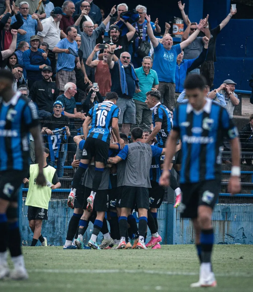 Liverpool celebró un triunfo vital ante Boston River que lo devuelve a la punta de la Tabla Anual