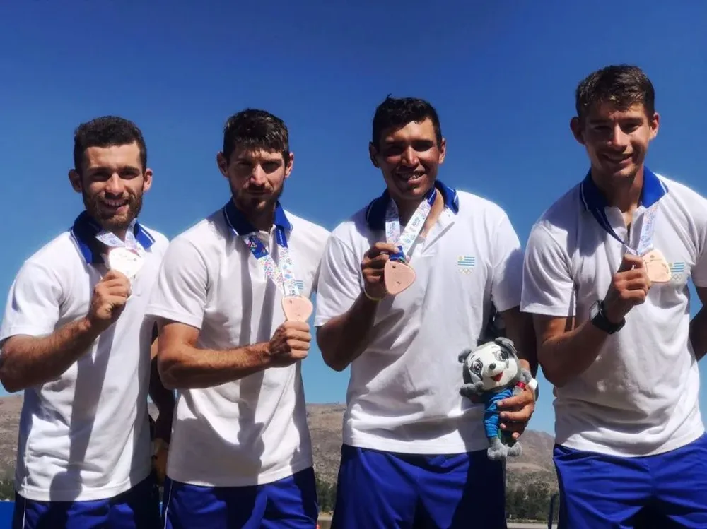 Cetraro, López, Esquivel y González