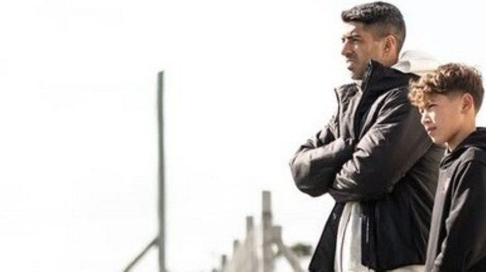 Luis Suárez y su hijo Benjamín estuvieron en la práctica de Deportivo LSM