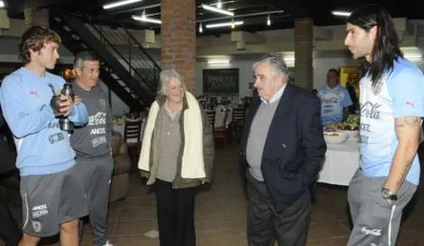Mujica cenó con la selección