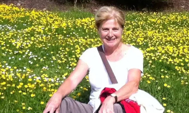 Carr-Gomm, la mujer fallecida tras la terapia de las bofetadas.