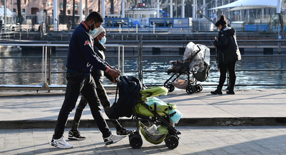 los nacimientos en espana bajaron 2,6% en 2023, pero subieron 1,5% los de madre extranjera