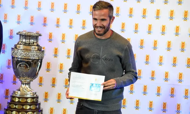 Álvaro Tata González
