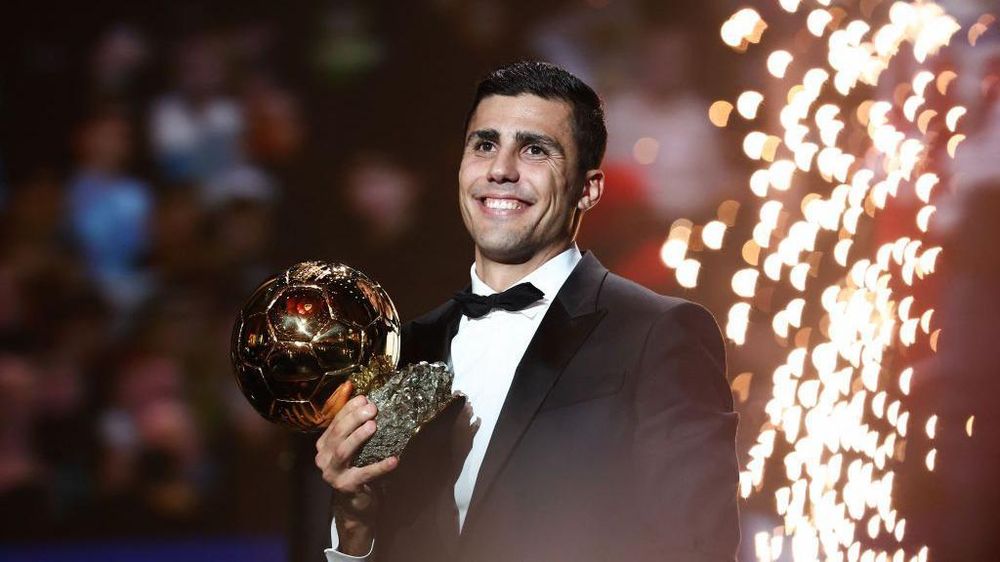 Rodri es el primer futbolista español en ganar el Balón de Oro desde 1960. Rodri es el primer futbolista español en ganar el Balón de Oro desde 1960.