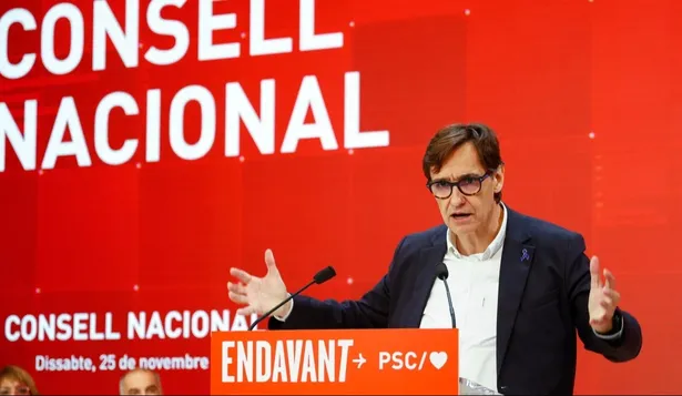 El líder del PSC, Salvador Illa, interviene ante el Consejo Nacional del PSC