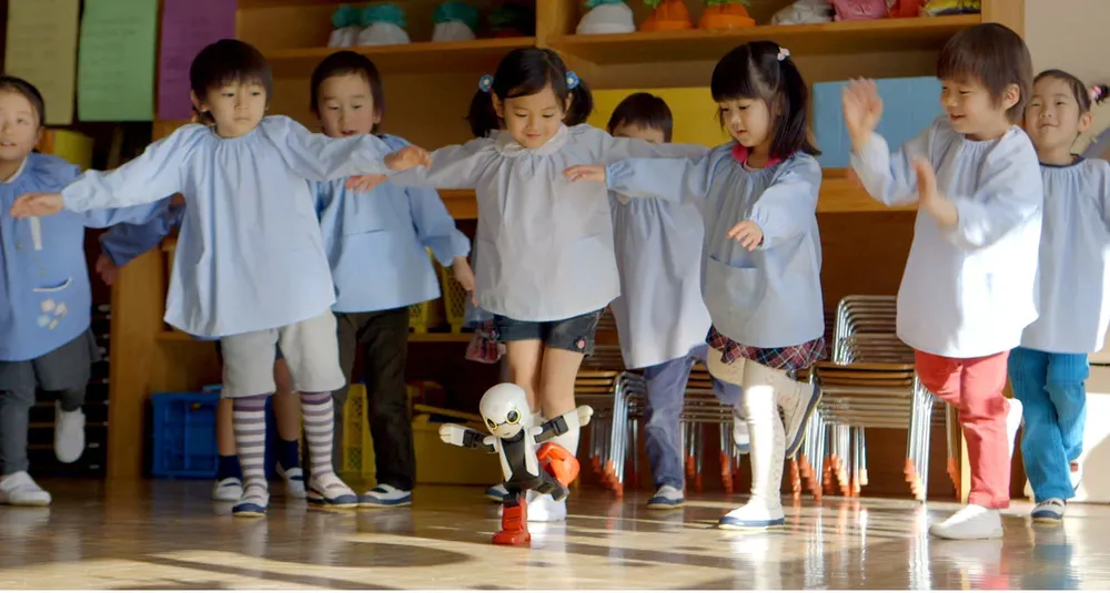 El robot Kirobo, diseñado para dar conversación a niños y astronautas