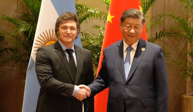 Milei y Xi Jinping tuvieron su primer mano a mano.