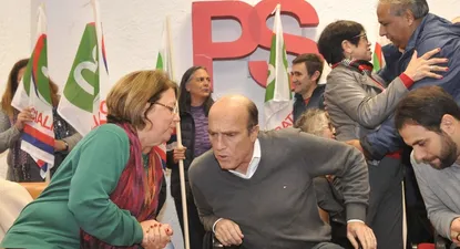 Archivo de campaña, Daniel Martínez en la sede del Partido Socialista