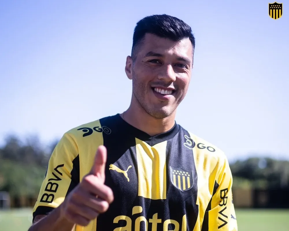 Leonardo Sequeira por fin fue presentado