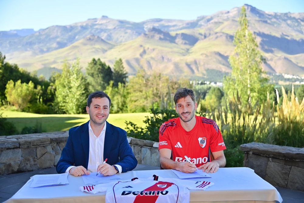 Matías Viña fue presentado en River