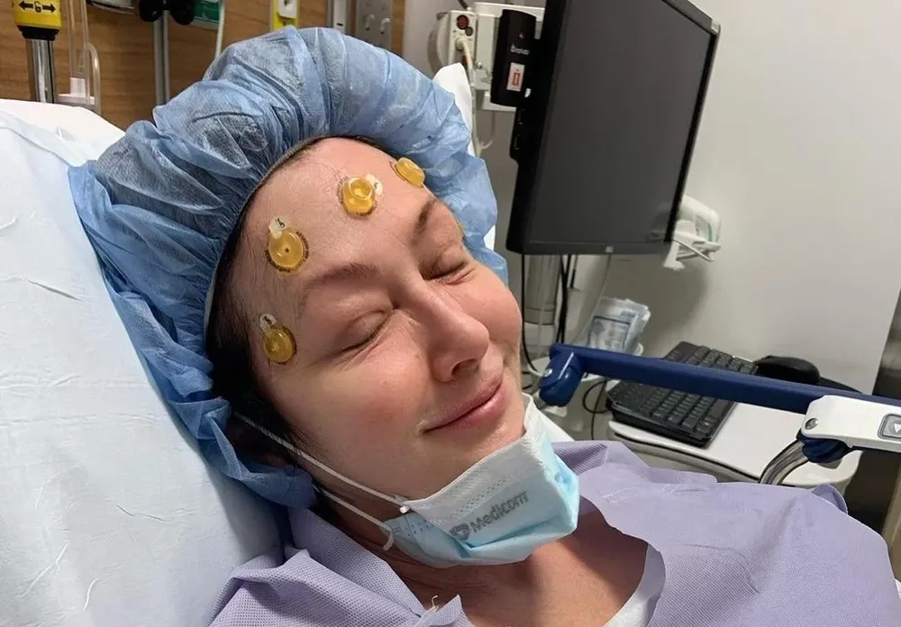 Shannen Doherty luego de una de sus operaciones por su cáncer