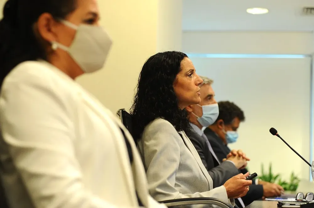 “No nos vamos a quedar atrás en los apoyos, vamos a dar todos los recursos que sean necesarios”, aseguró la ministra. 