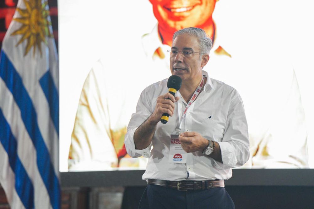 Robert Silva, senador del Partido Colorado