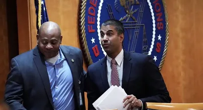 proveedores de internet podran hacer que usuarios accedan mas lento a algunos sitios