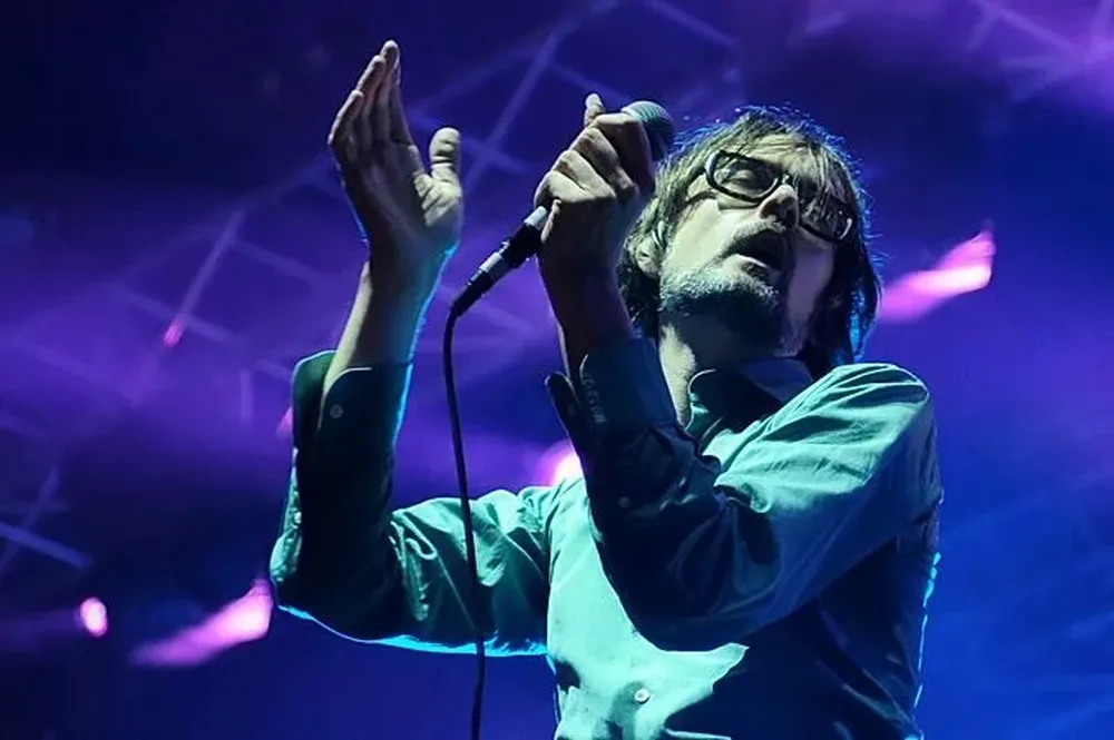 Jarvis Cocker es el líder de Pulp
