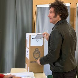 Amplio triunfo de Milei en todo el país, por encima de cualquier expectativa Amplio triunfo de Milei en todo el país, por encima de cualquier expectativa