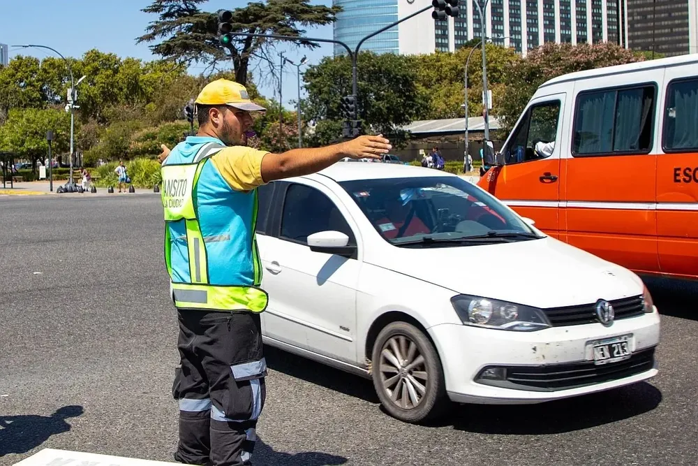 Se harán multas de hasta $771.000 para quienes manejen borrachos o excedan velocidades