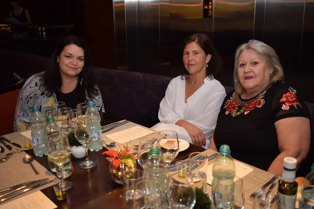 Larissa Perdomo, Fernanda Chieza y María Pera