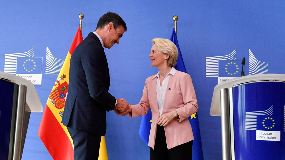 El presidente del Gobierno español, Pedro Sánchez y la presidenta de la Comisión europera, Úrsula Von der Leyen.