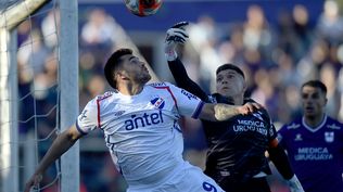 Maximiliano Gómez y Kevin Dawson