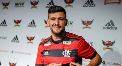 El uruguayo Giorgian De Arrascaeta fue presentado como nuevo jugador de Flamengo
