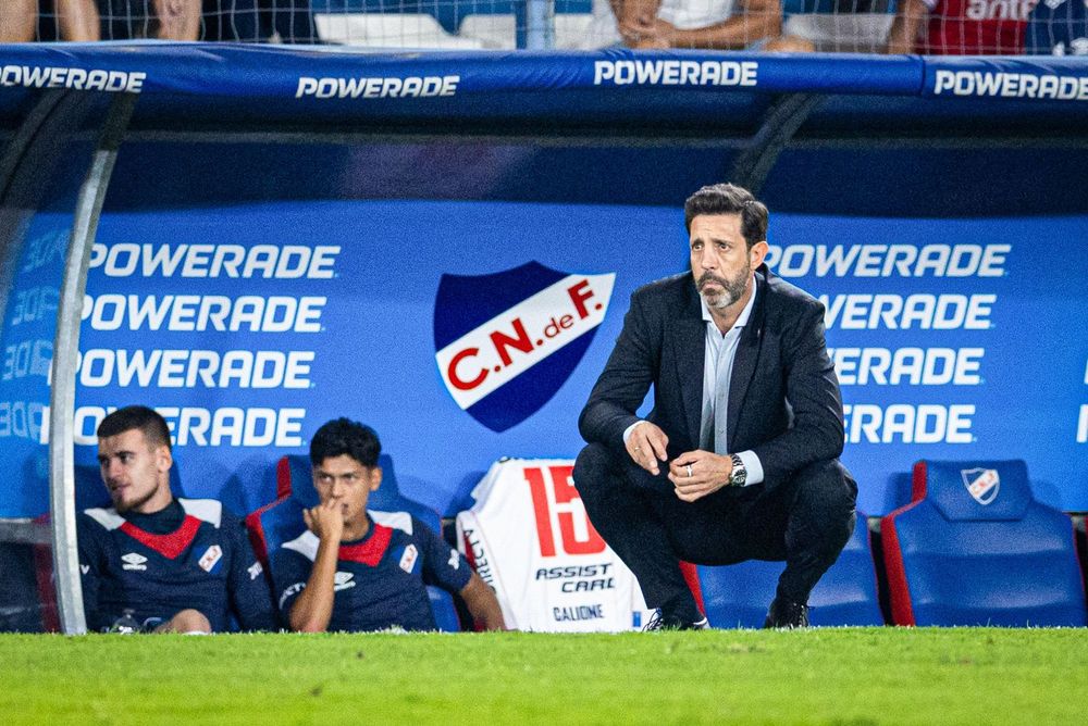Jorge Bava en el partido entre Nacional y Central Español