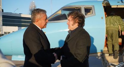 Milei visitó Vaca Muerta, se reunió con el gobernador Figueroa y viajó a Chile para hablar ante empresarios