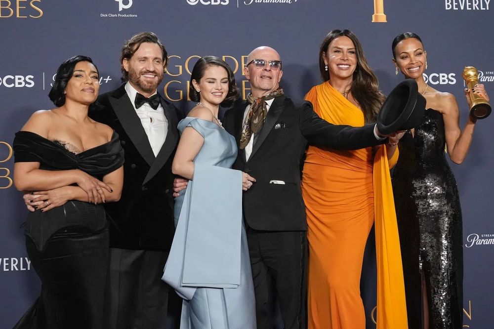 Los hipócritas cuando Karla era un activo y no un pasivo comercial