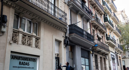 desde el jueves las comunidades de propietarios podran prohibir los nuevos pisos turisticos en sus edificios